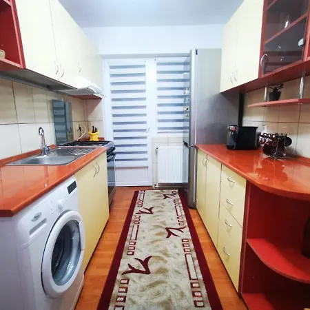 Bright And Cozy Apartment!